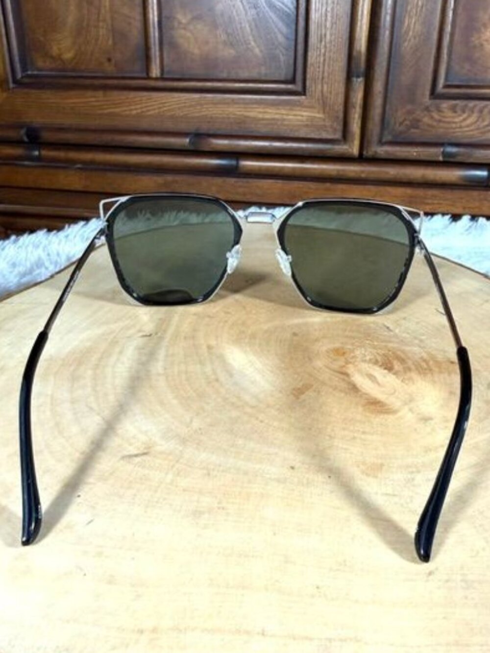 PRIVÉ REVAUX The Queen [Limited Edition] Blue Tortoise Polarized Sunglasses - Picture 7 of 13
